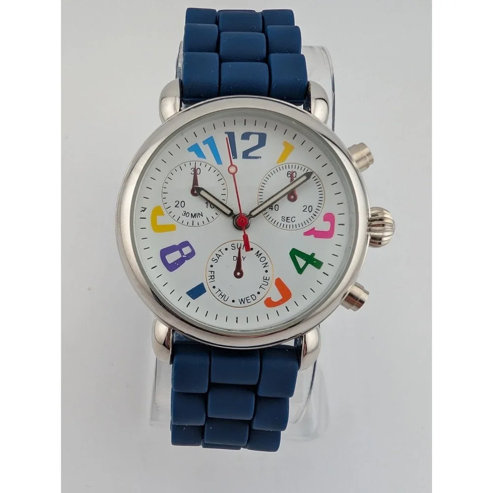 Women's Quartz Watch‎ 36mm Silver Case Navy Blue Silicone Band- New Battery